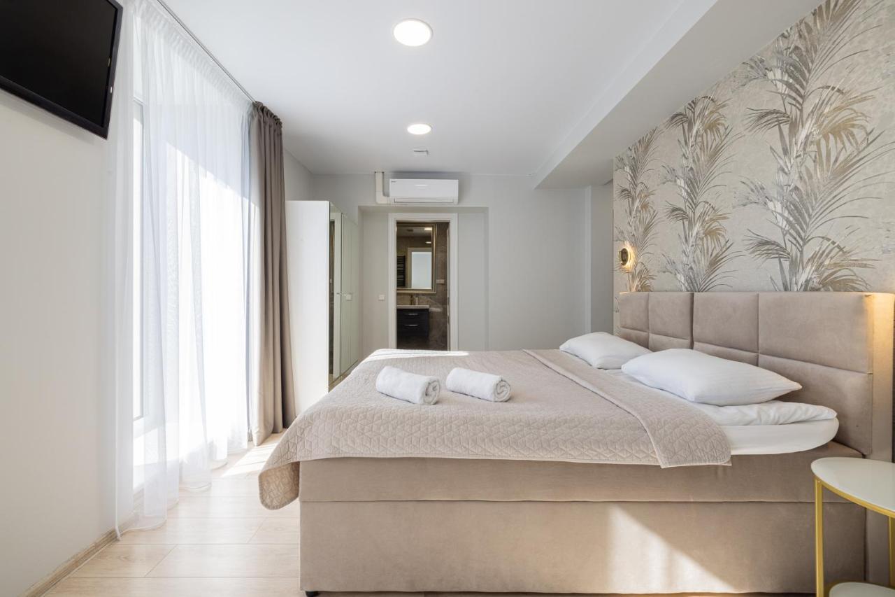 Dharma Stay Apartamentai Su Terasa Ir Vaizdu I Miesta Telšiai Dış mekan fotoğraf