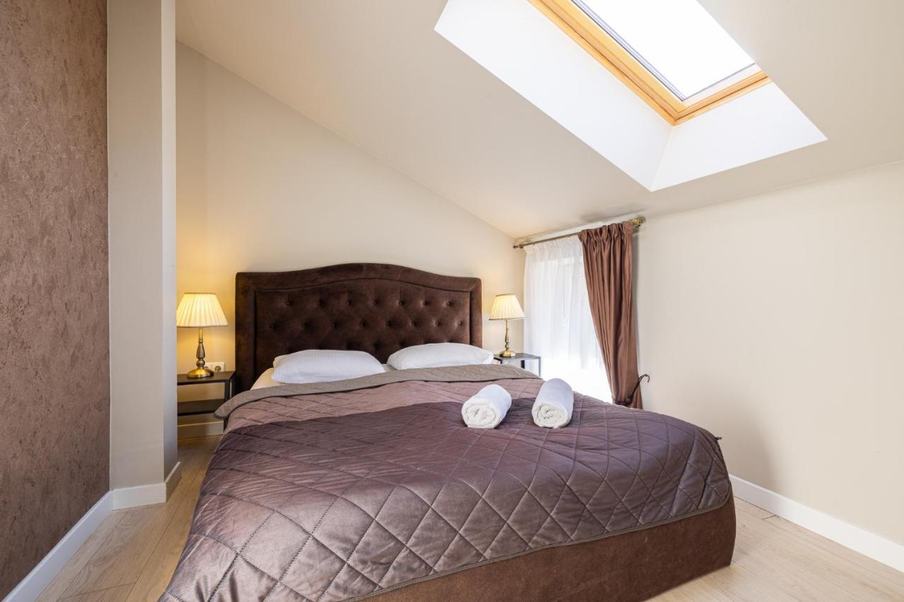 Dharma Stay Apartamentai Su Terasa Ir Vaizdu I Miesta Telšiai Dış mekan fotoğraf