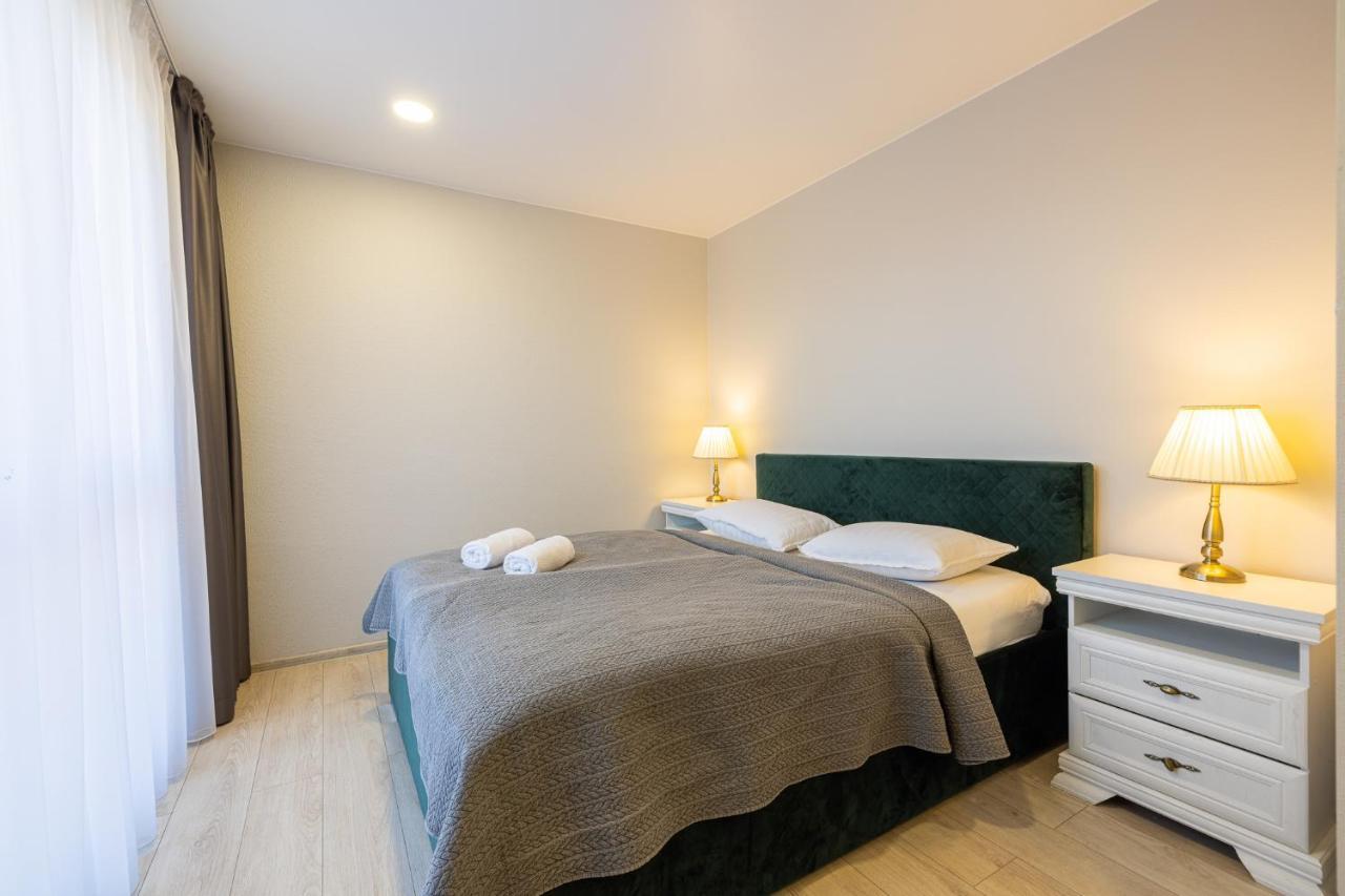 Dharma Stay Apartamentai Su Terasa Ir Vaizdu I Miesta Telšiai Dış mekan fotoğraf