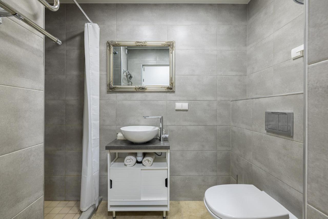 Dharma Stay Apartamentai Su Terasa Ir Vaizdu I Miesta Telšiai Dış mekan fotoğraf