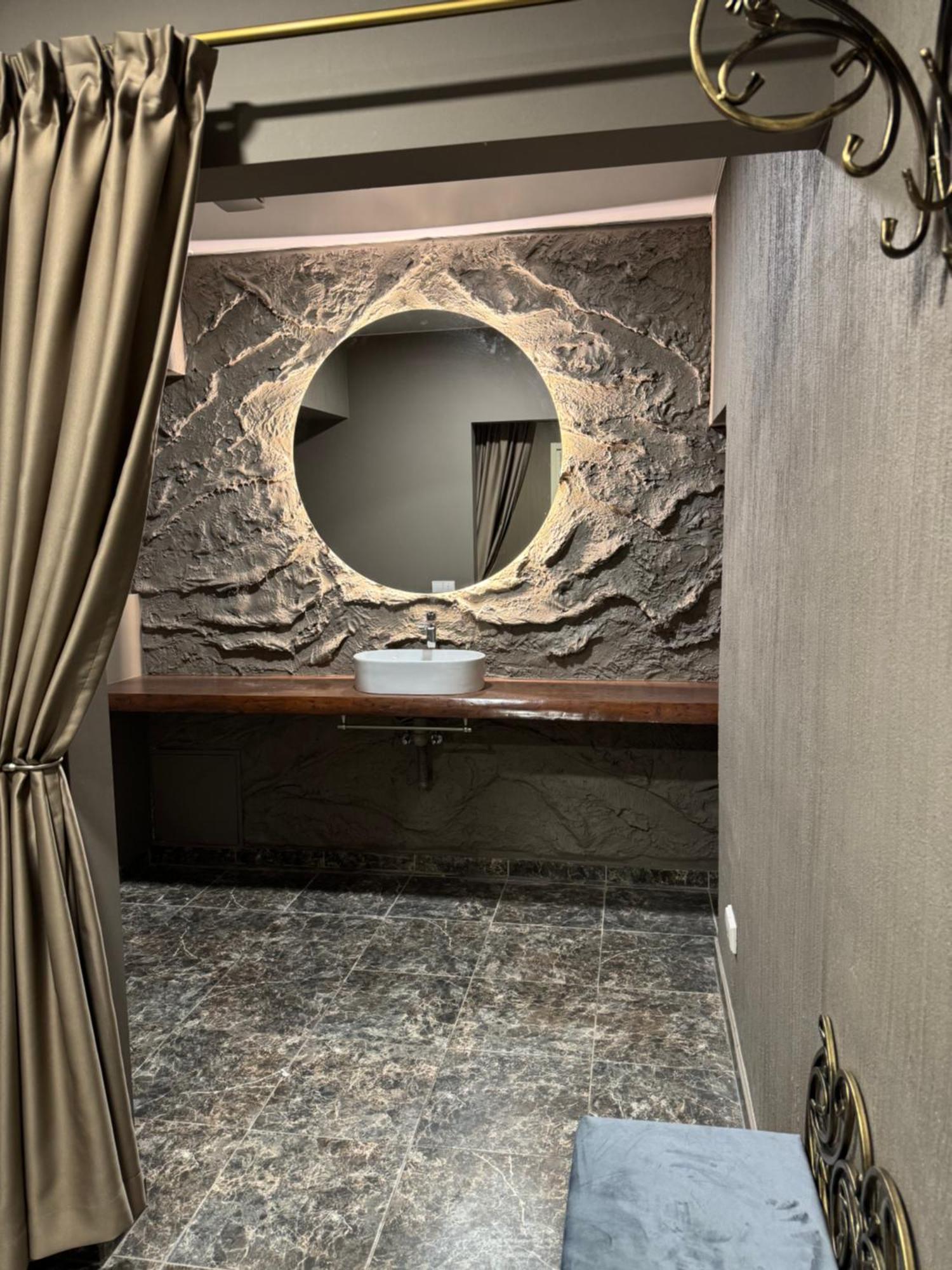 Dharma Stay Apartamentai Su Terasa Ir Vaizdu I Miesta Telšiai Dış mekan fotoğraf
